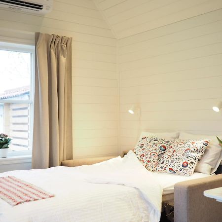 Kristina Attefall I Vaesterhaninge ภายนอก รูปภาพ